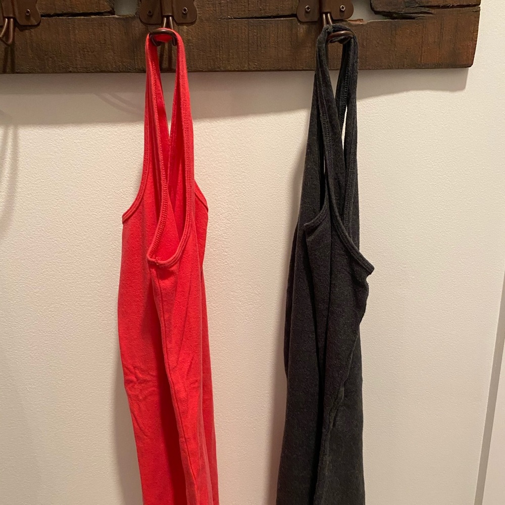 (2) Old Navy Tami Tank Tops- medium